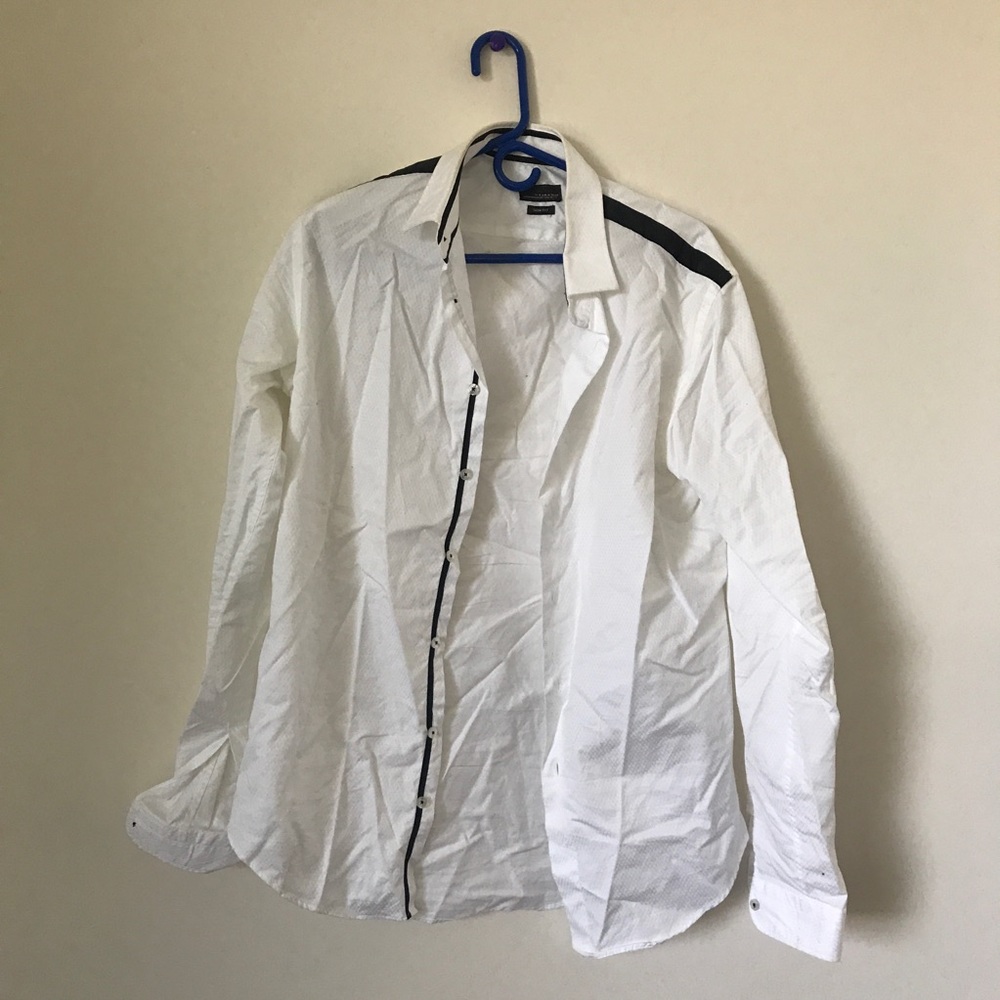 Zara // Vintage Slim Fit White Button Down